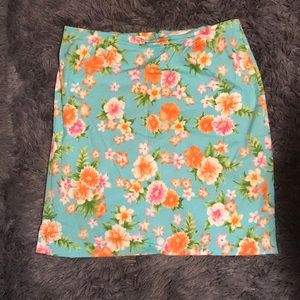 Floral print skirt